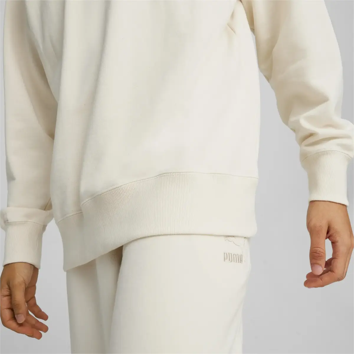Puma BETTER CLASSICS Relaxed Crew TR Bej Erkek Sweatshirt