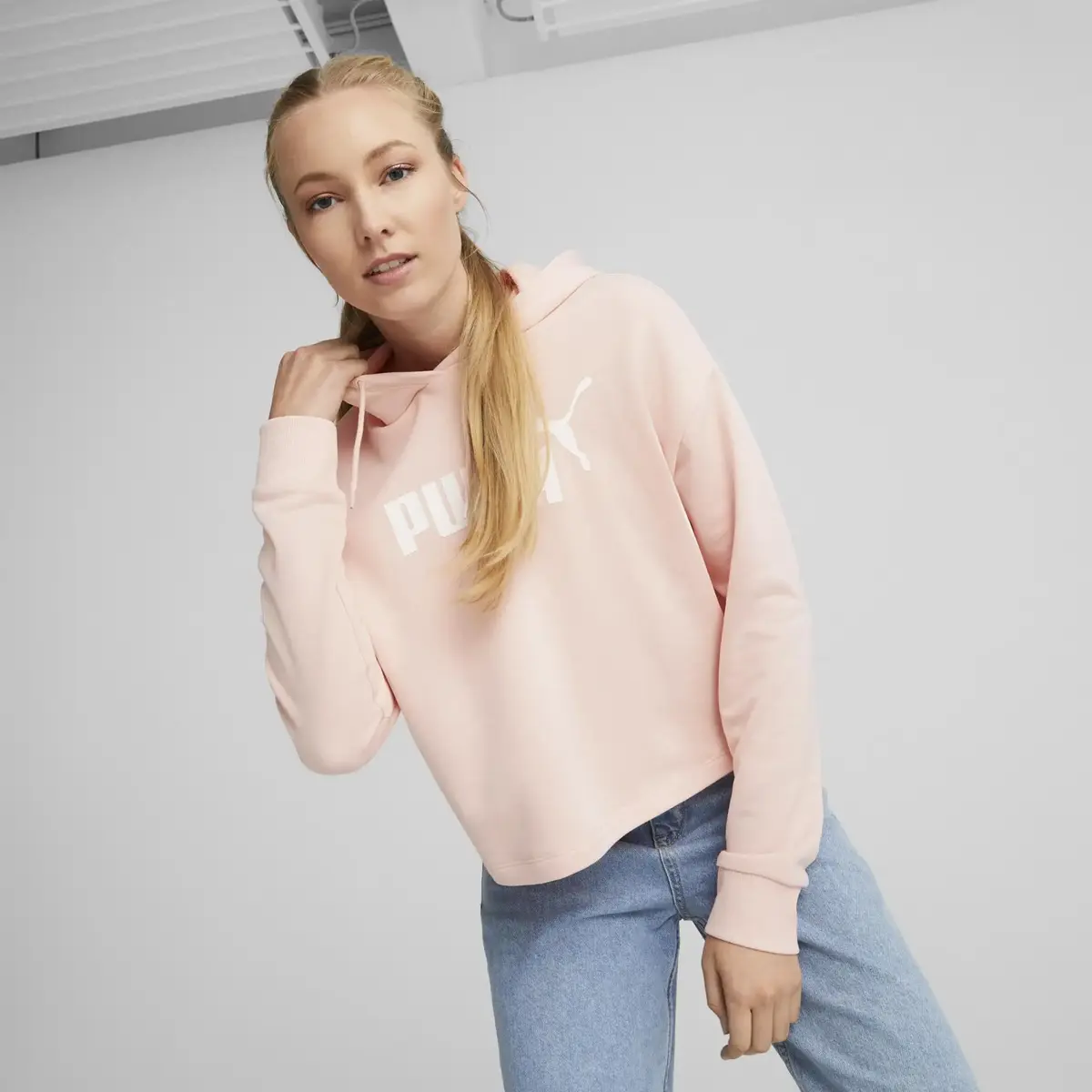 Puma Ess Crop Hoodie