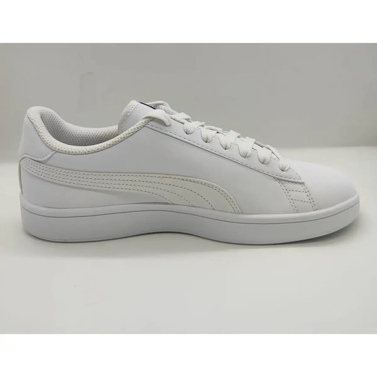 Puma Smash v2 Buck - Beyaz Kadın Günlük Spor Ayakkabı