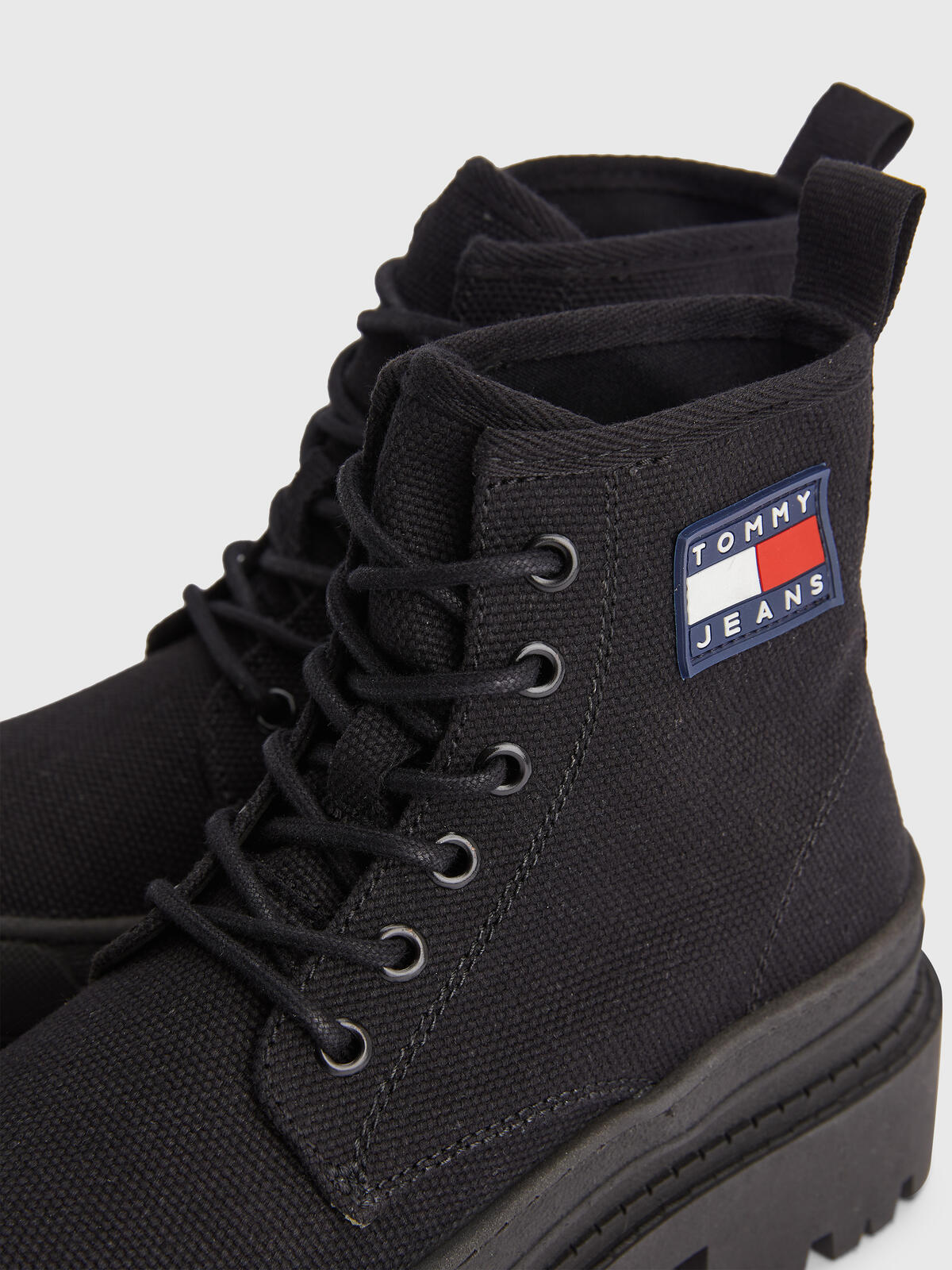 Tommy Hilfiger TOMMY JEANS FOXING B Kadın Siyah Bot