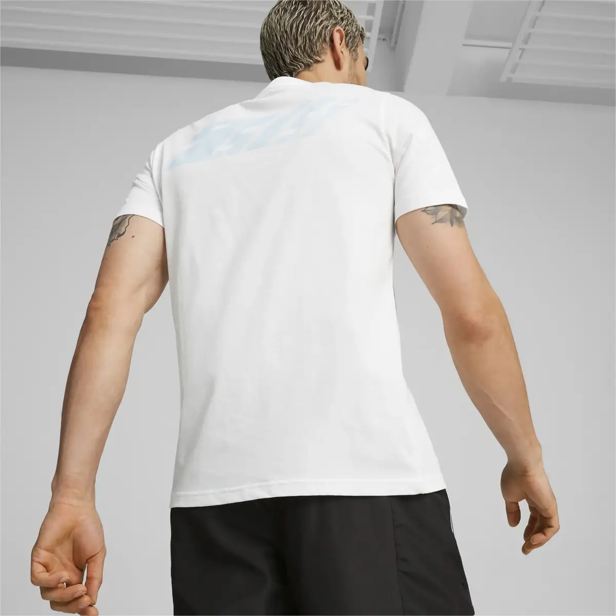 Puma AMG Graphic Tee Beyaz Erkek T-Shirt