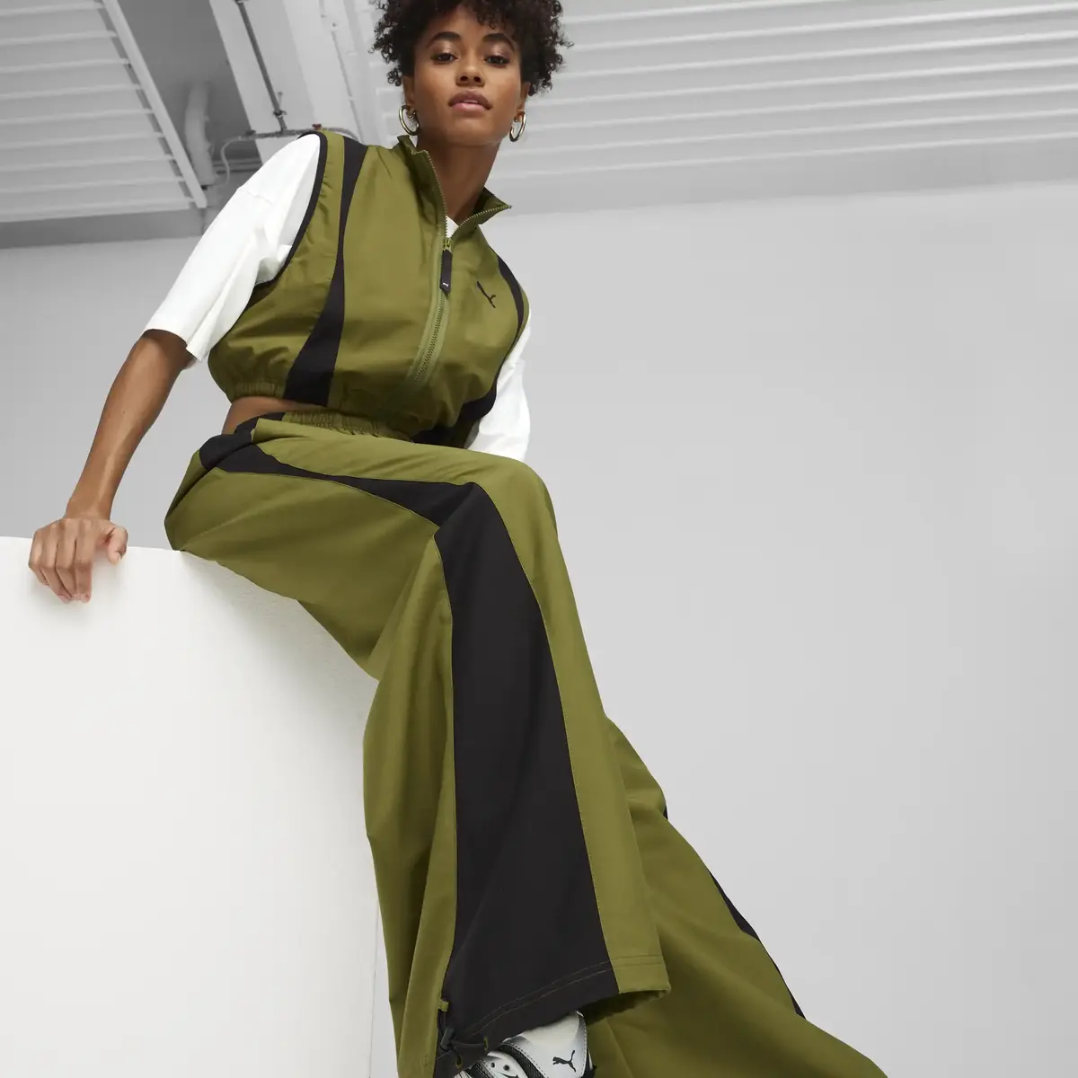 Puma DARE TO Parachute Pants Haki Kadın Pantolon