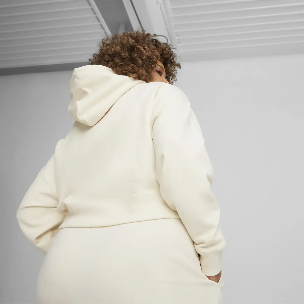 Puma BETTER CLASSICS Cropped Hoodie TR Bej Kadın Hoodie