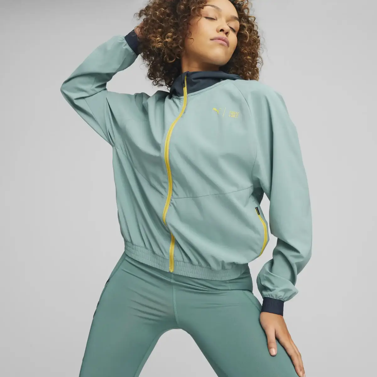 Puma W First Mile Woven Jacket Adriatic Mavi Kadın Ceket