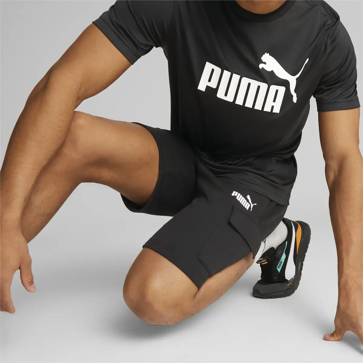 Puma ESS Cargo Shorts 10" TR Siyah Erkek Şort
