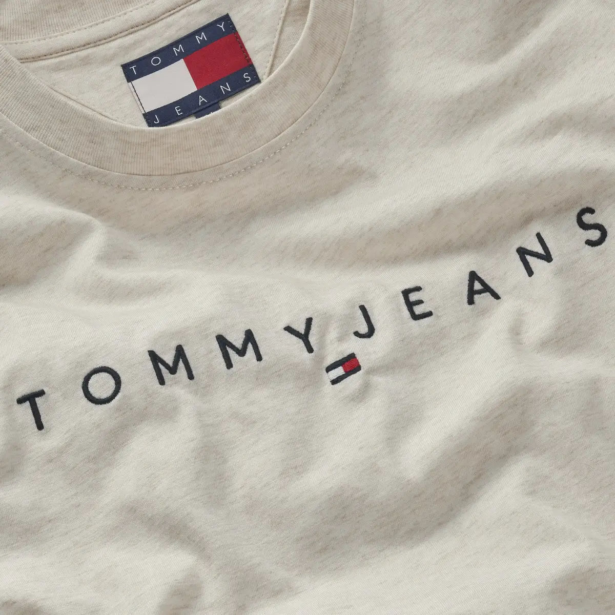 Tommy Hilfiger TJM REG LINEAR LOGO, AE3 Krem Erkek T-Shirt & Polo