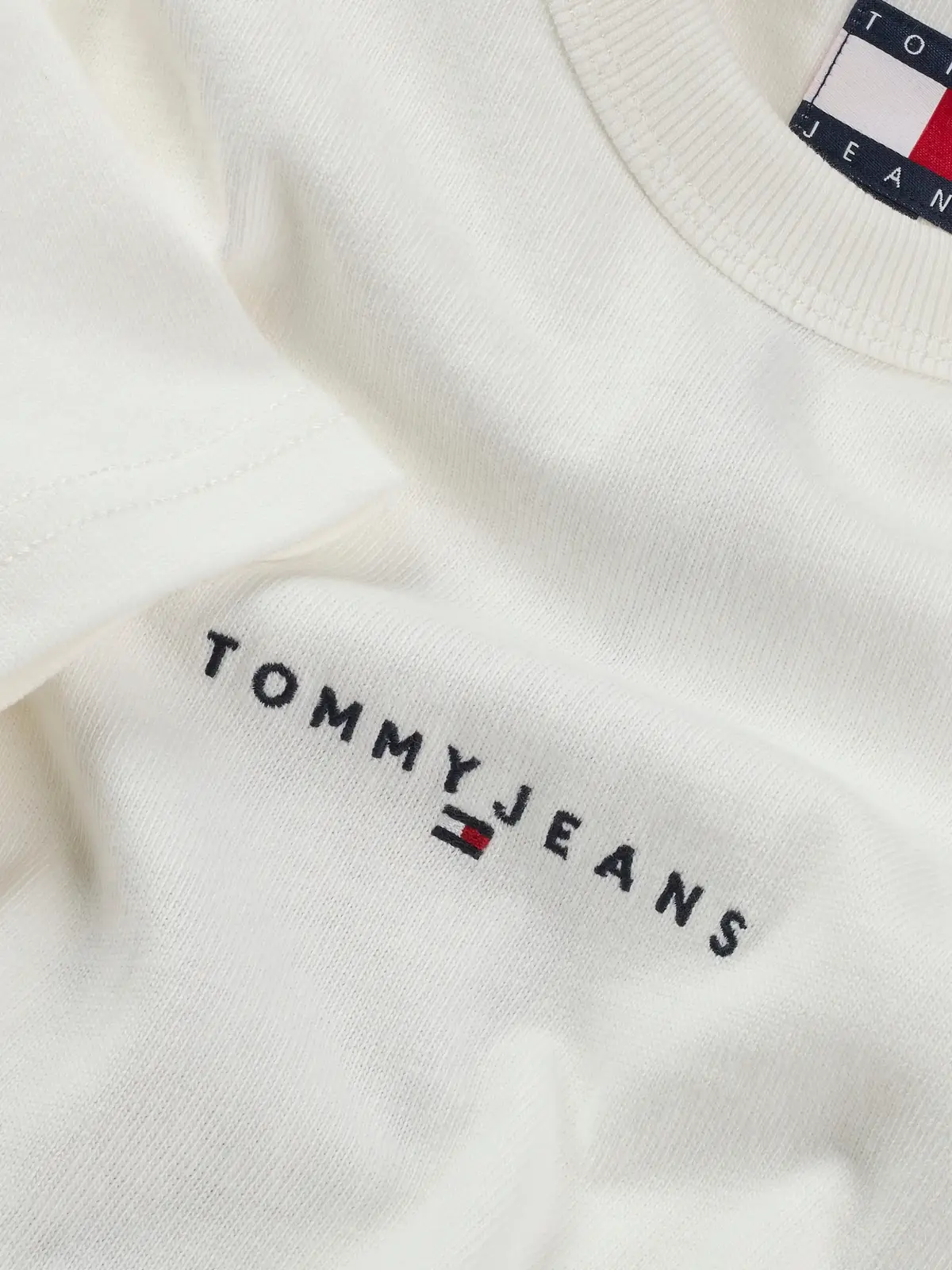 Tommy Hilfiger TJM RLX LINEAR LOGO, YBL Beyaz Erkek T-Shirt