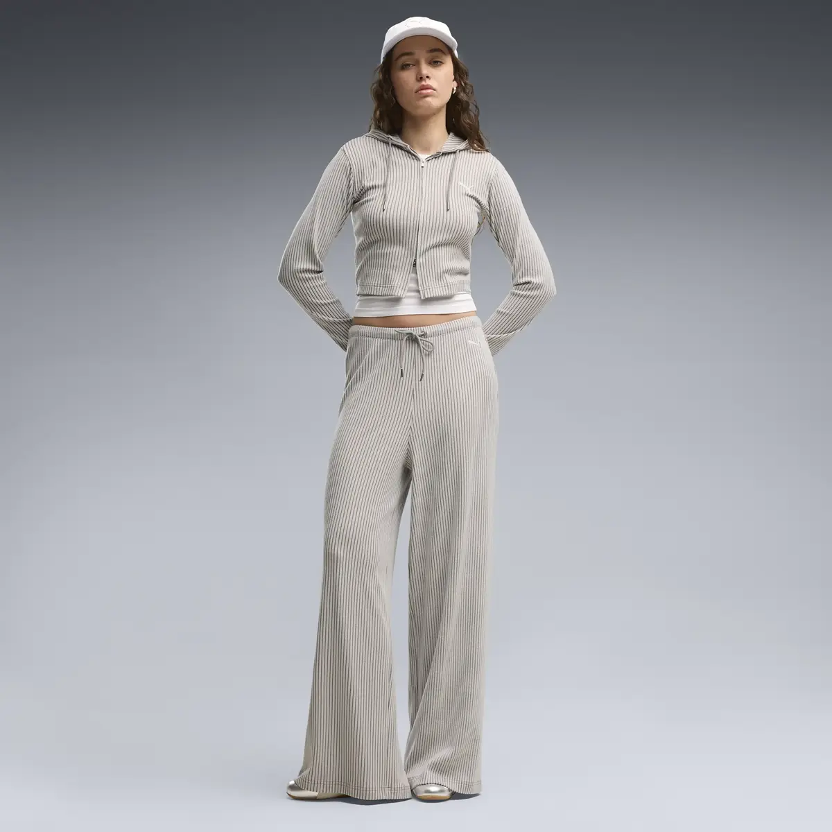 PUMA ESS Ribbed Pants Krem Kadın Eşofman Altı