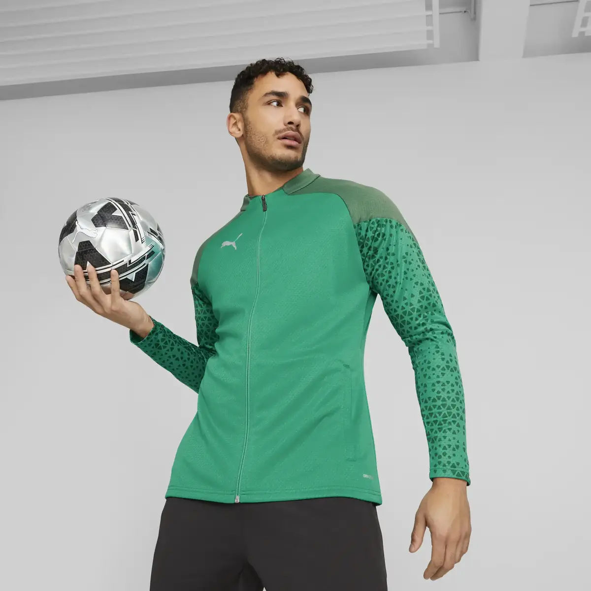Puma teamCUP Training Jacket Erkek Şort