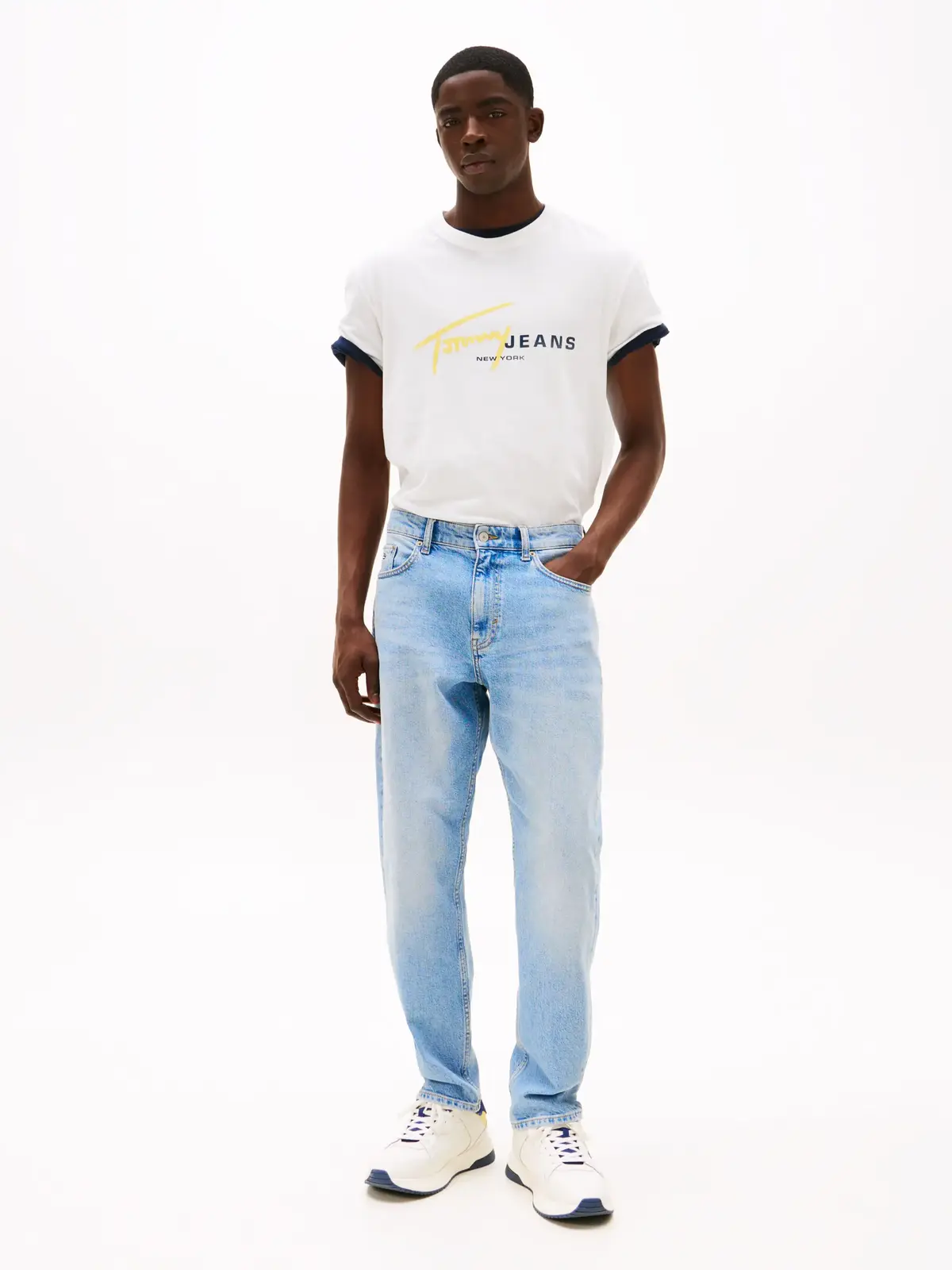 Tommy Hilfiger TJM REG SIGNTR DNA T, YBL Beyaz Erkek T-Shirt & Polo