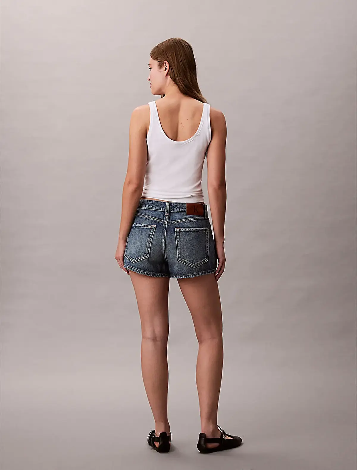 Calvin Klein HOT SHORT HUDSON BLUE Mavi Kadın Şort Calvin Klein HOT SHORT HUDSON BLUE Mavi Kadın Şort