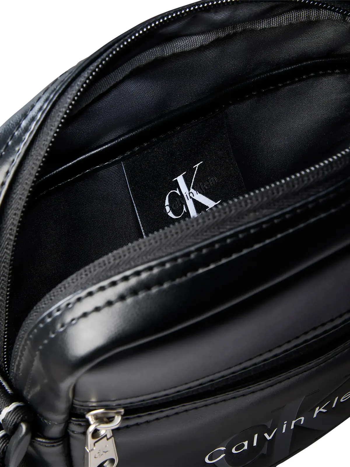 BOLD LOGO WEBBING SQ, UB1