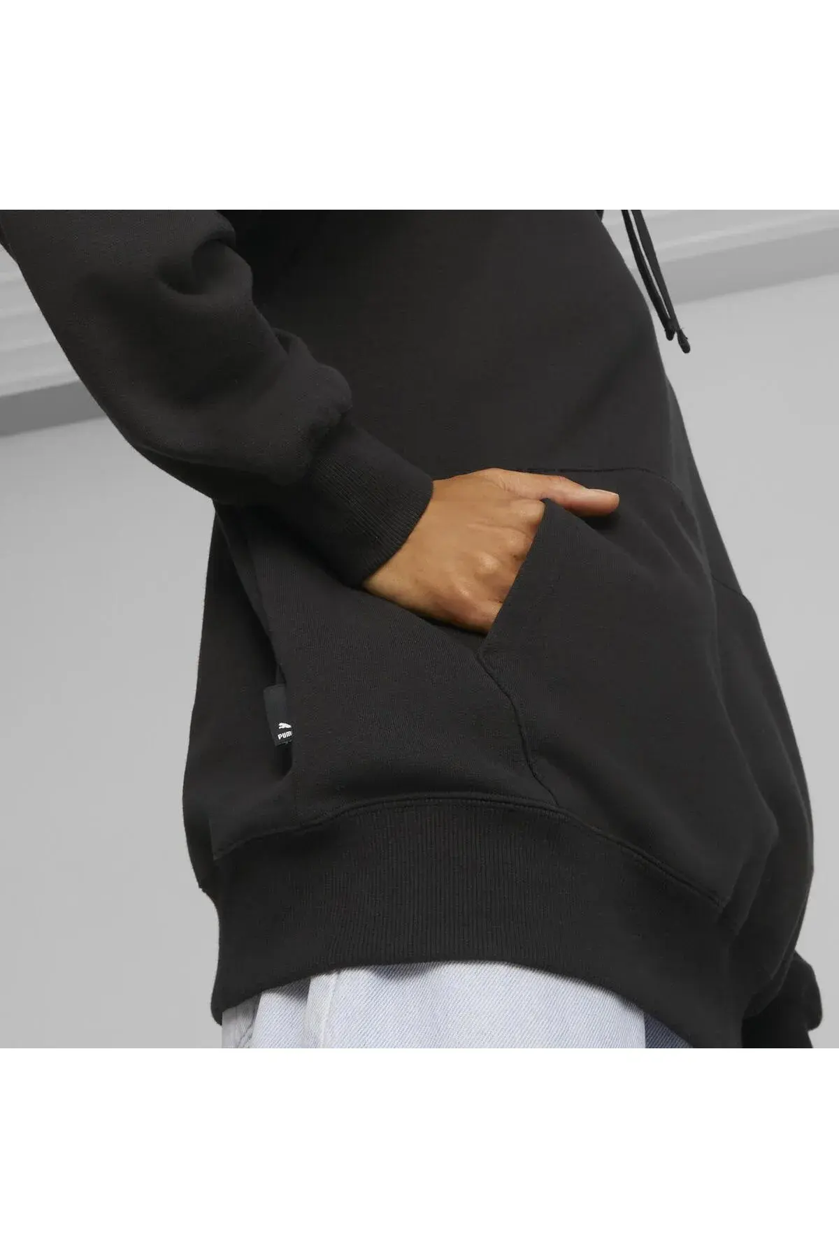 Puma DOWNTOWN Oversized Graphic Hoodie TR Siyah Kadın Hoodie