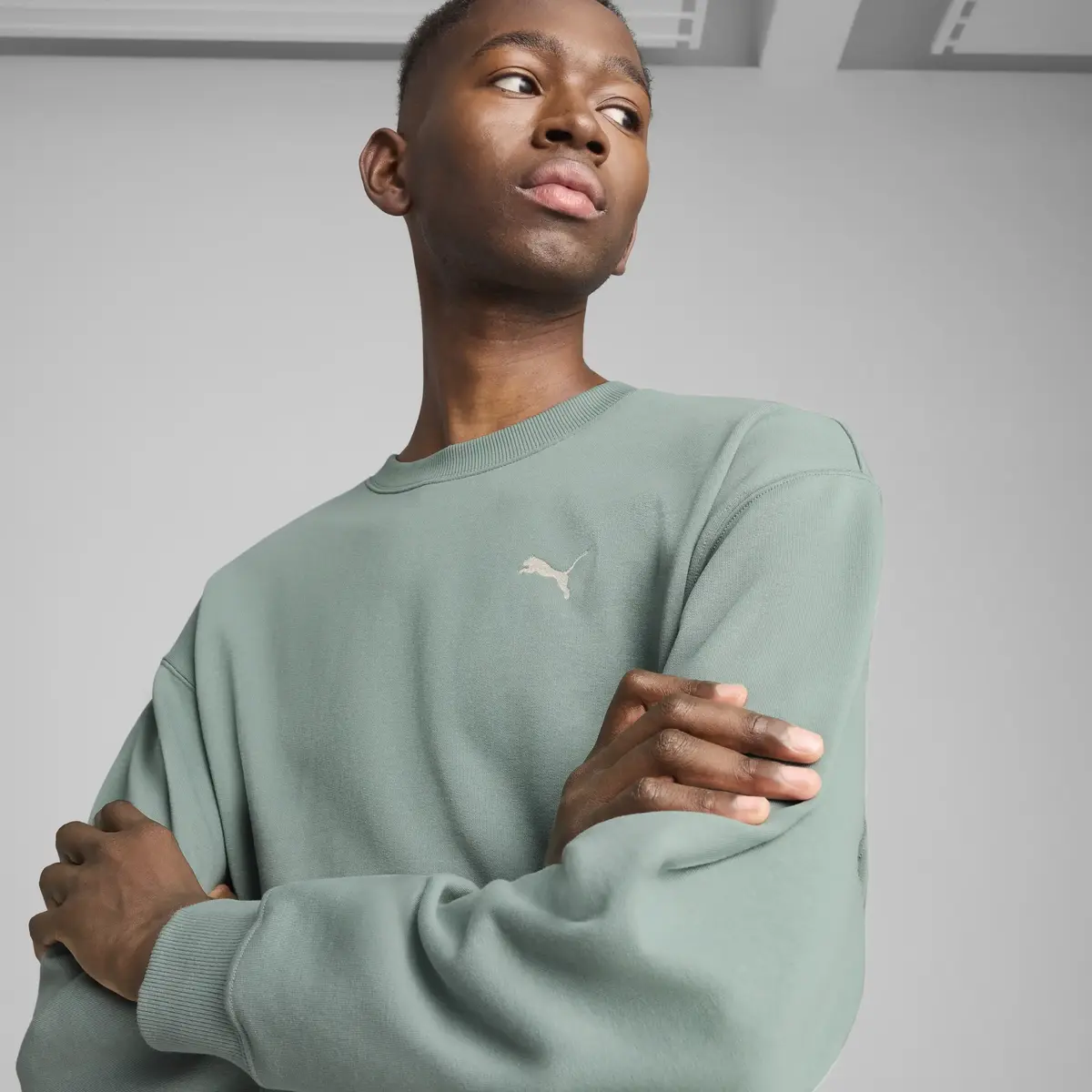 PUMA WARDROBE ESS Relaxed Crew Yeşil Erkek Sweatshirt