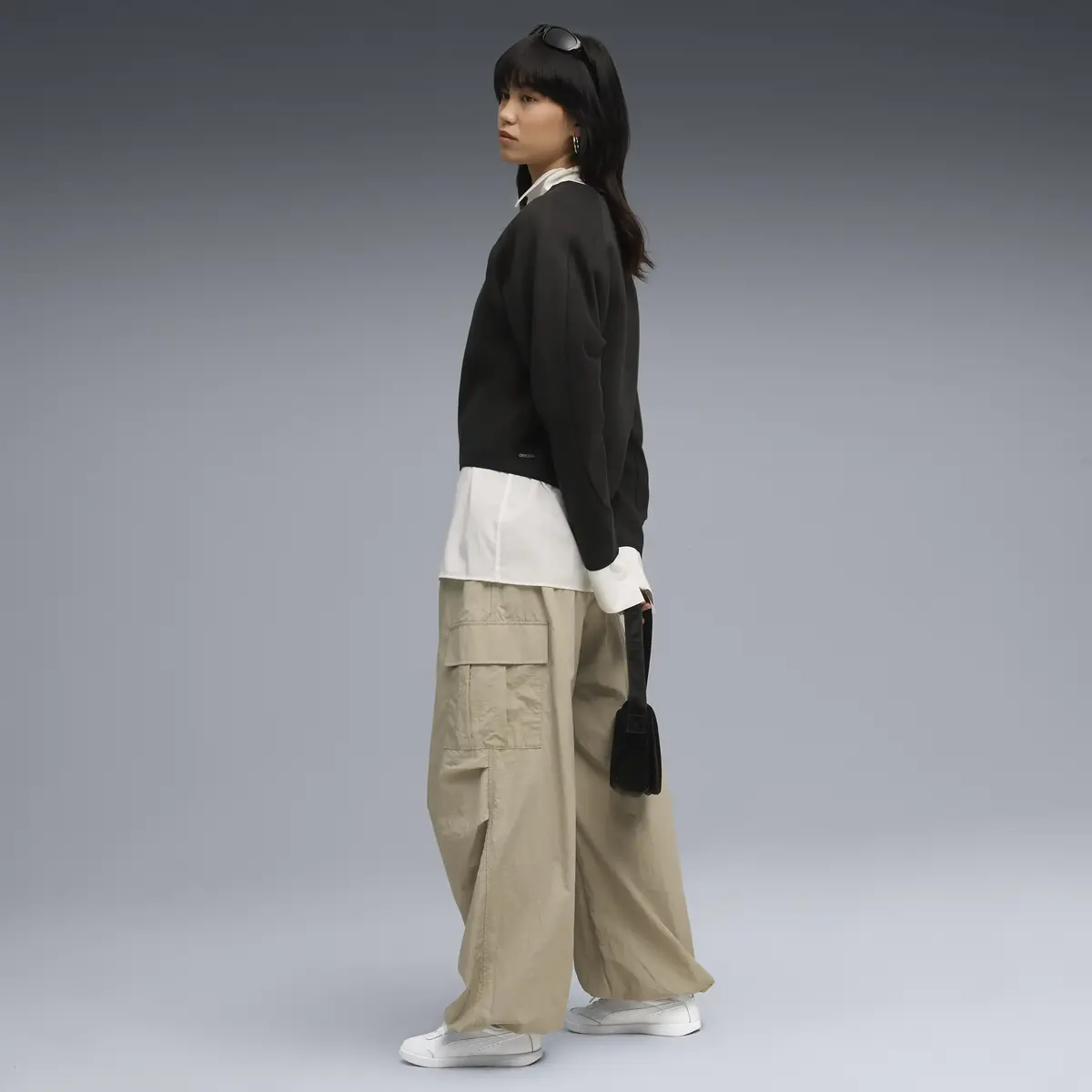 Puma EVOSTRIPE Comfort Short Crew Siyah Kadın Sweatshirt