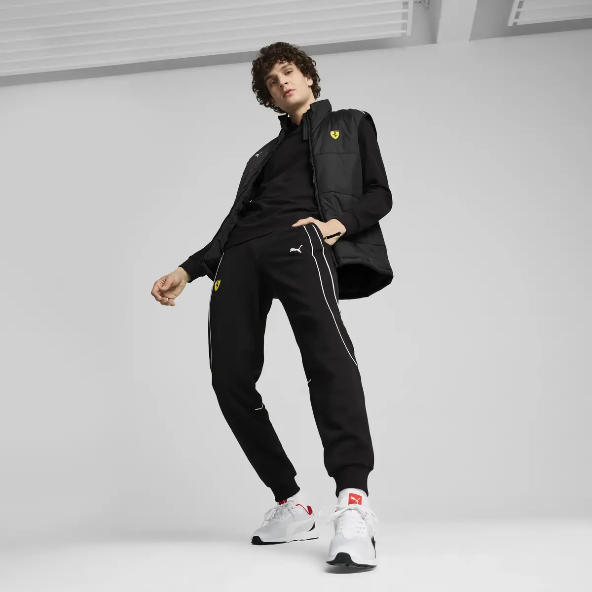 Puma Ferrari Race MT7 Vest Siyah Erkek Yelek