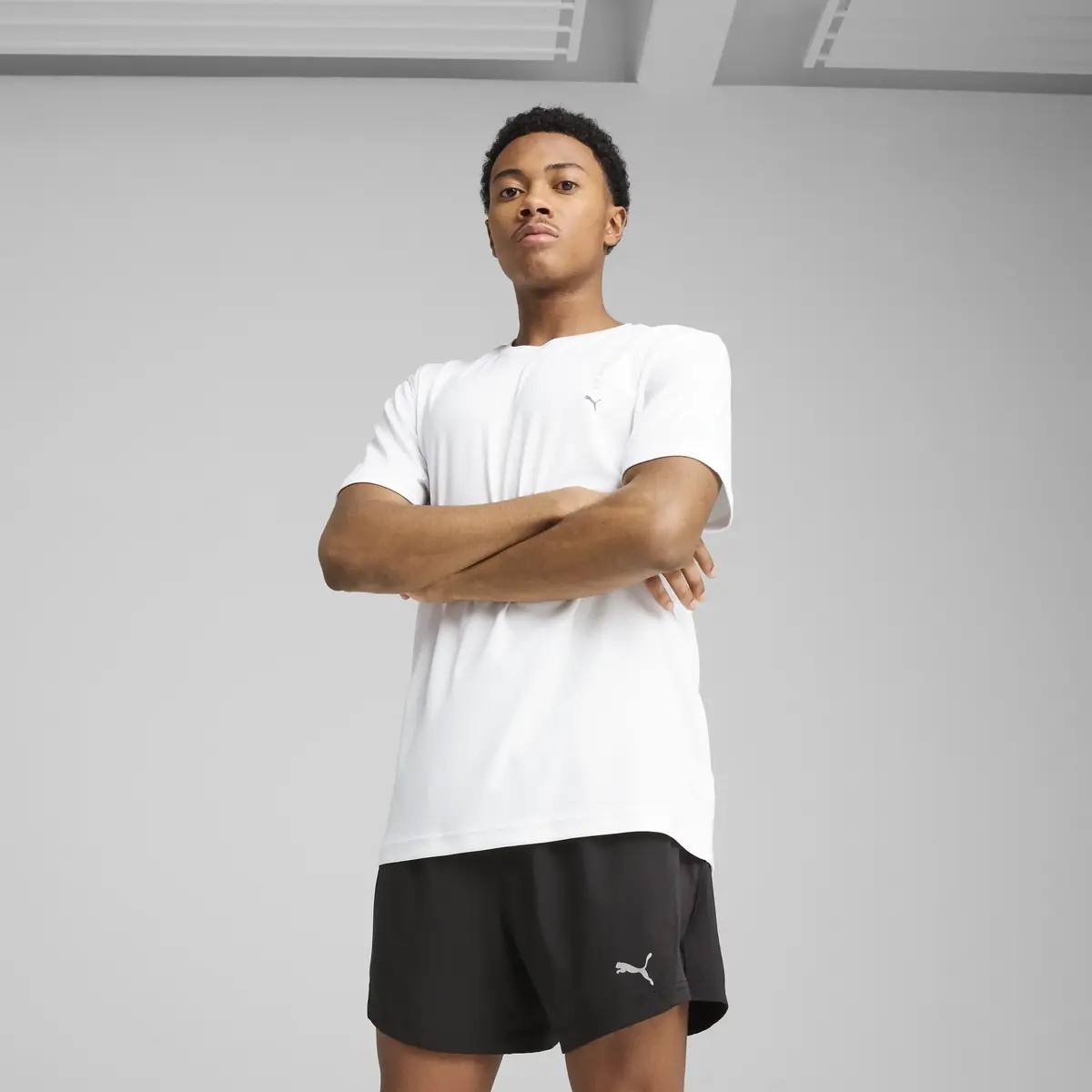 PUMA GRAPHICS RUNNING ILLUSTRATIO Beyaz Erkek T-Shirt