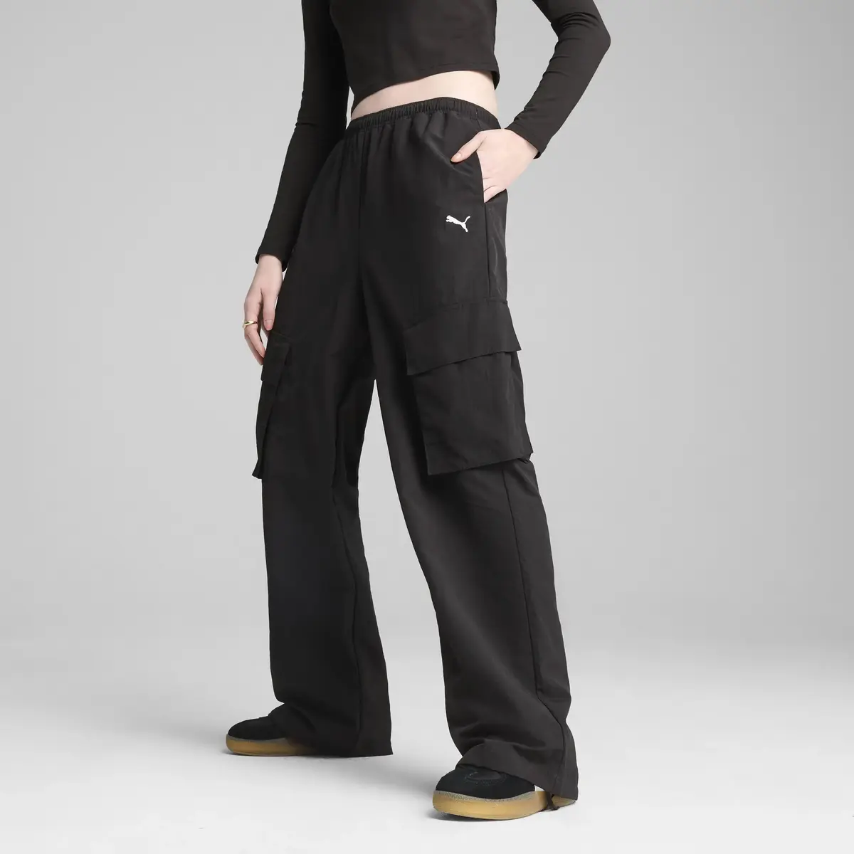 PUMA WARDROBE ESS Cargo Pants Siyah Kadın Eşofman Altı