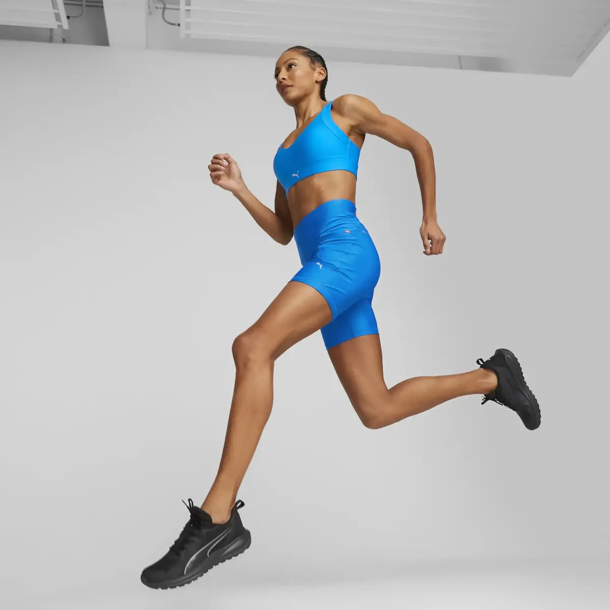 Puma RUN ULTRAFORM TIGHT SHORT W Mavi Kadın Kısa Tayt