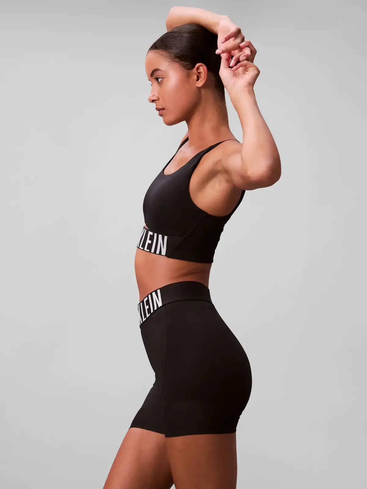 Calvin Klein INTENSE POWER MEDIUM Siyah Sporcu Sütyeni Bra
