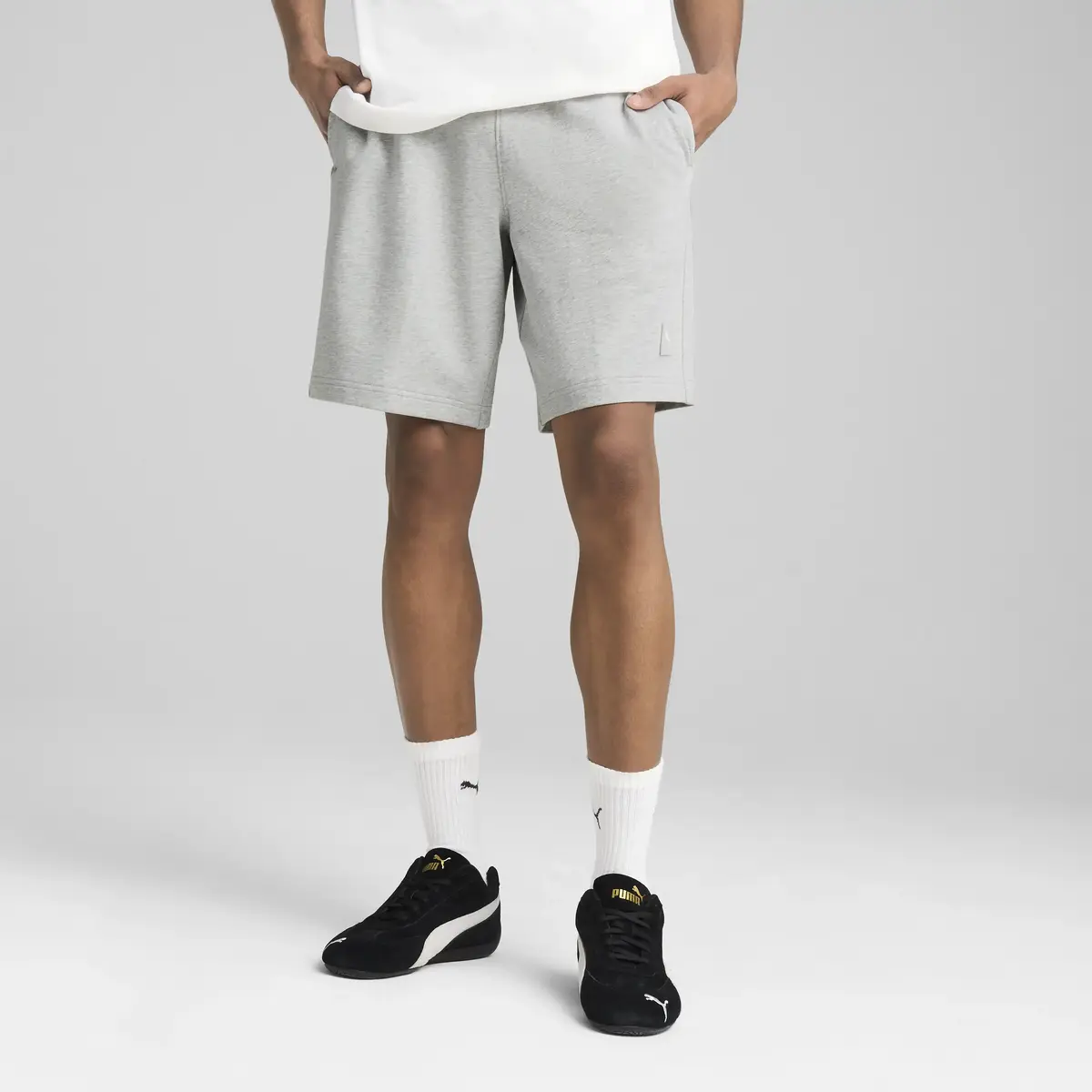 Puma ESS ELEVATED Shorts 9" TR Gri Erkek Şort