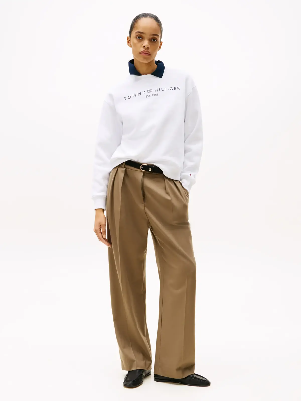 Tommy Hilfiger MDRN REG CORP LOGO C Kadın Beyaz Sweatshirt