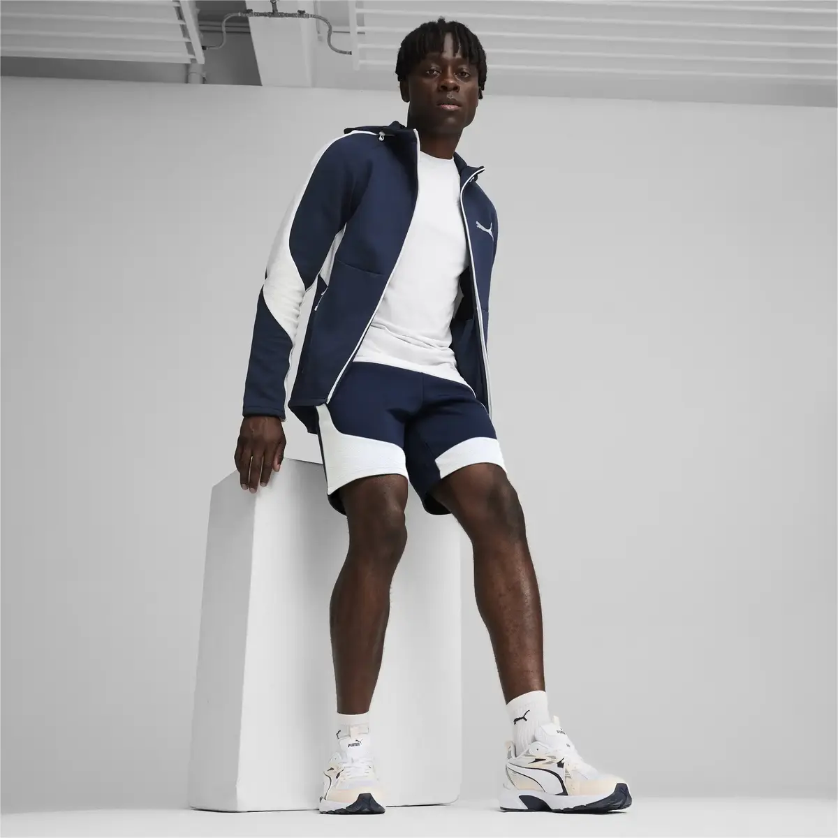 Puma EVOSTRIPE Shorts 8'' DK Lacivert Erkek Şort