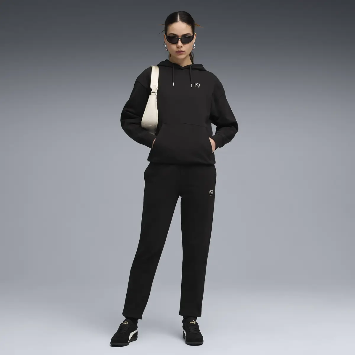 Puma ESS ELEVATED Sweatpants TR Siyah Kadın Eşofman Alt