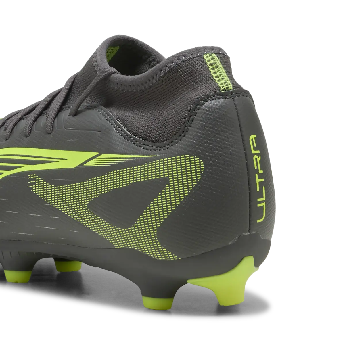 Puma ULTRA 5 PLAY+ FG/AG Siyah Unisex Krampon