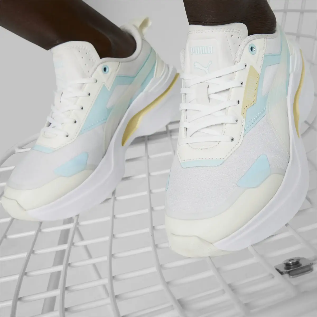 Puma Kosmo Rider Soft Wns Beyaz Kadın Günlük Spor Ayakkabı
