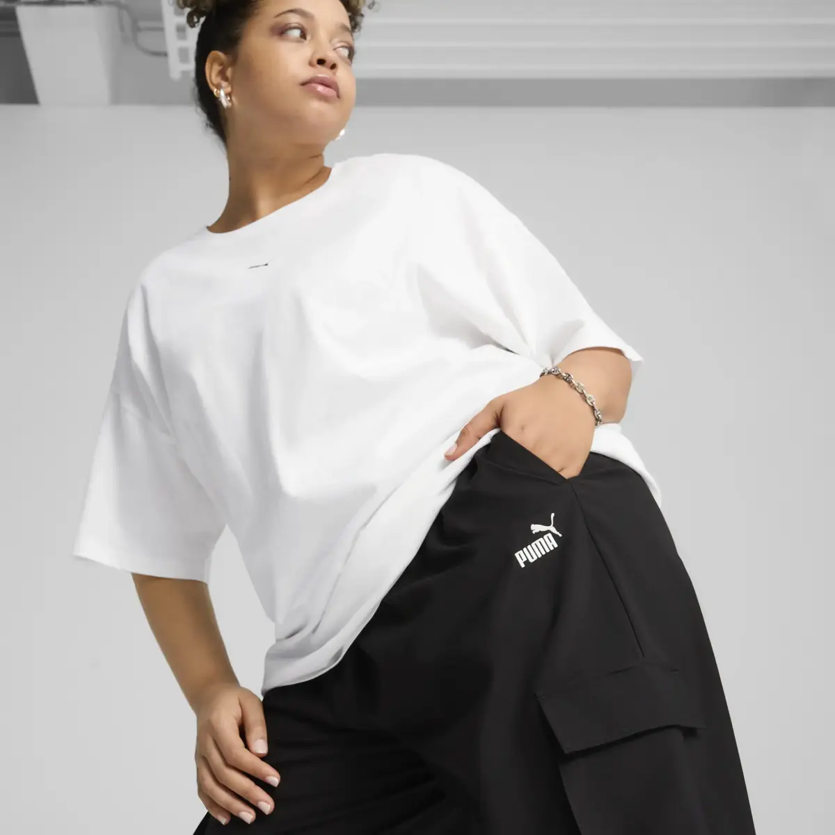 PUMA ESS No. 1 Logo Cargo Pants Siyah Kadın Eşofman Altı