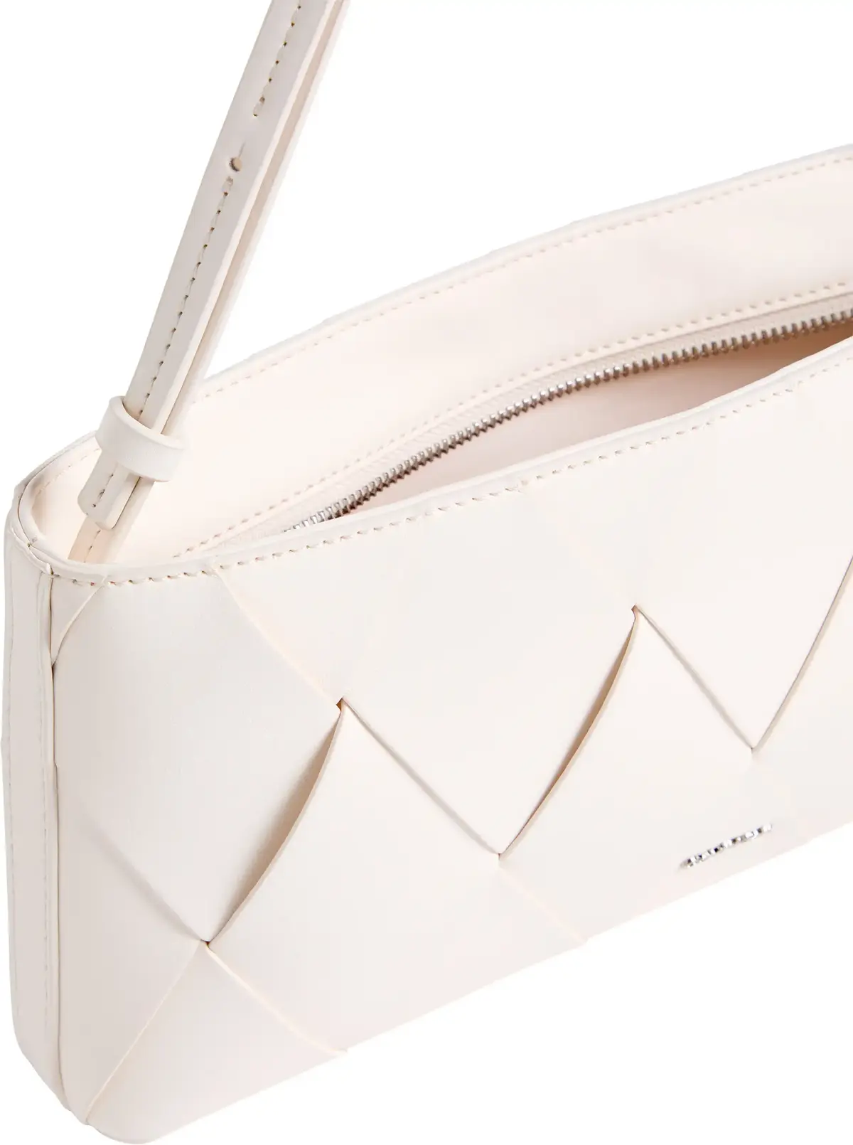 Calvin Klein CK WOVEN ELONGATED S, 67U Krem Kadın Çanta