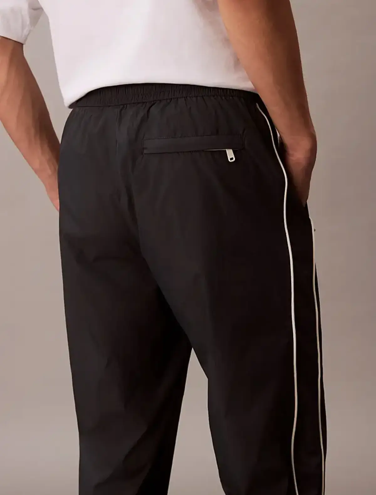 Calvin Klein RELAXED CRINKLE NYLON TRACK PANT Antrasit Erkek Pantolon
