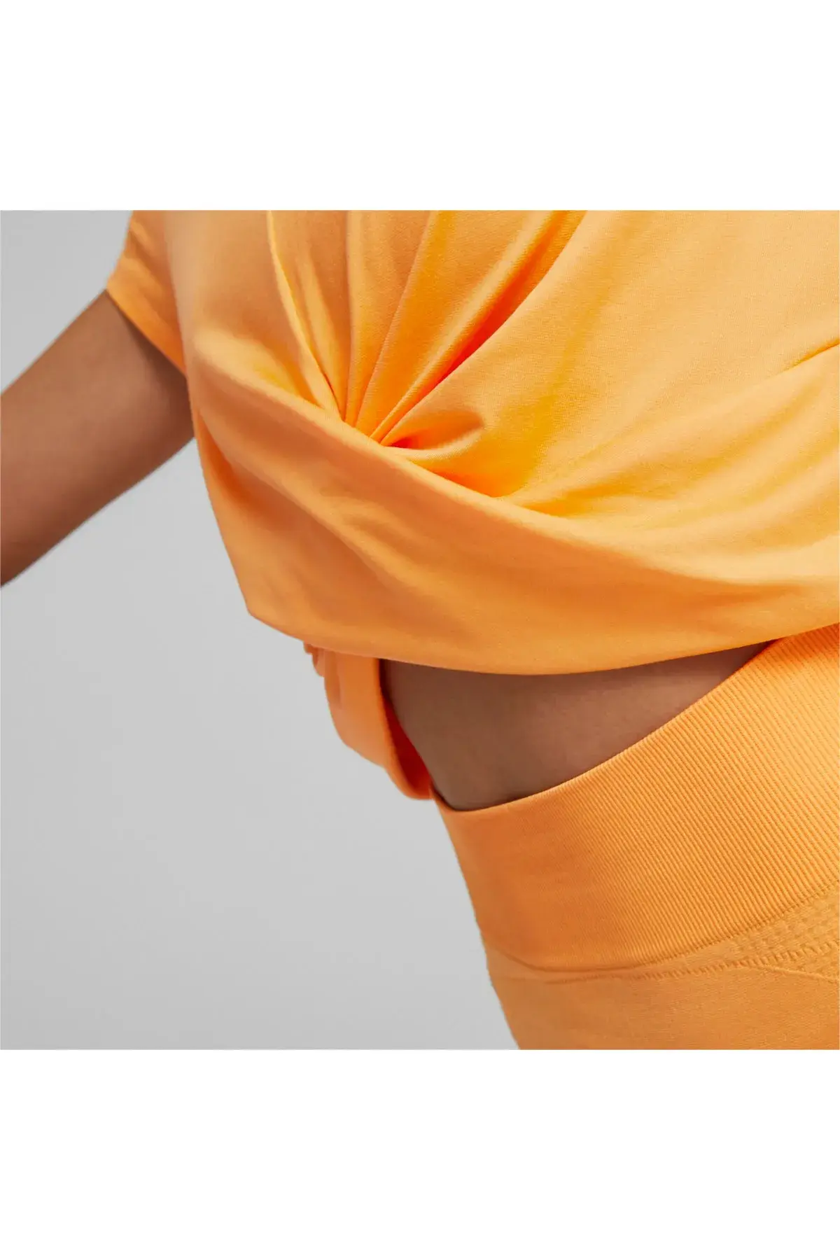 Puma Studio Yogini Turuncu Kadın T-shirt