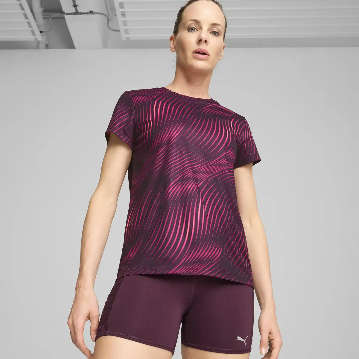 Puma RUN FAVORITE AOP TEE W Siyah Kadın T-Shirt