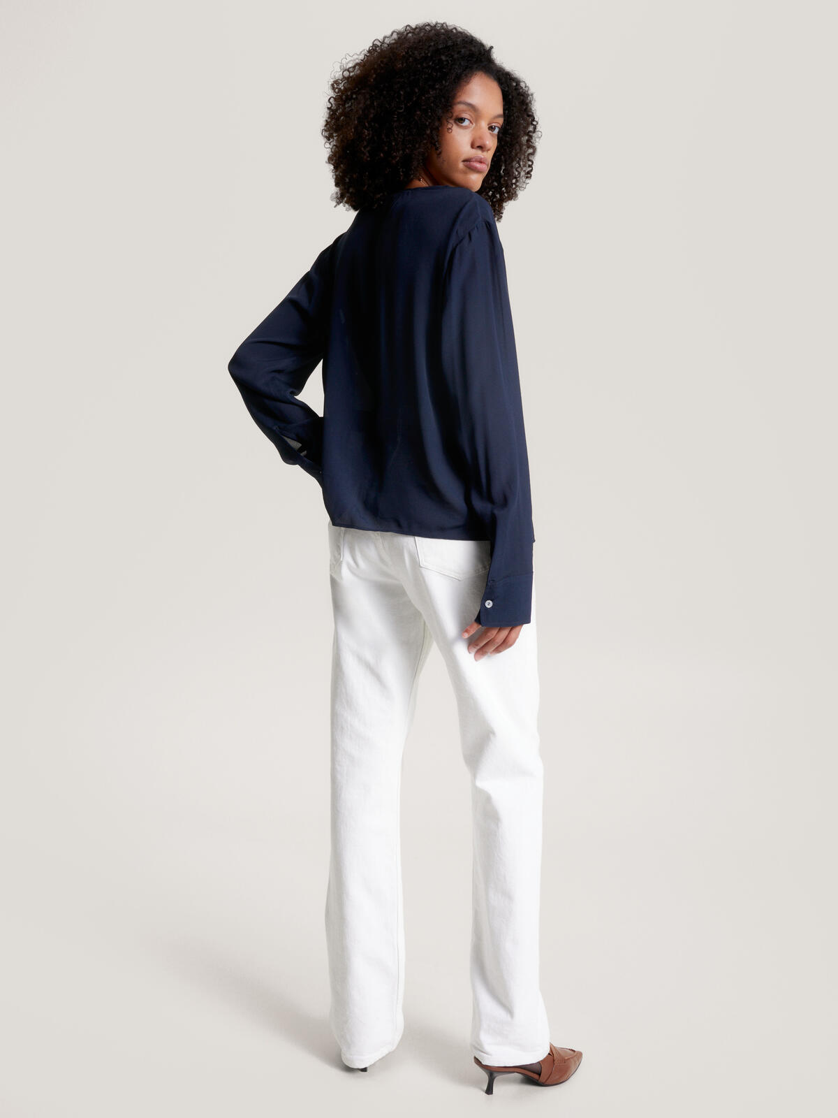Tommy Hilfiger VISCOSE CREPE V-NECK Kadın Siyah Gömlek