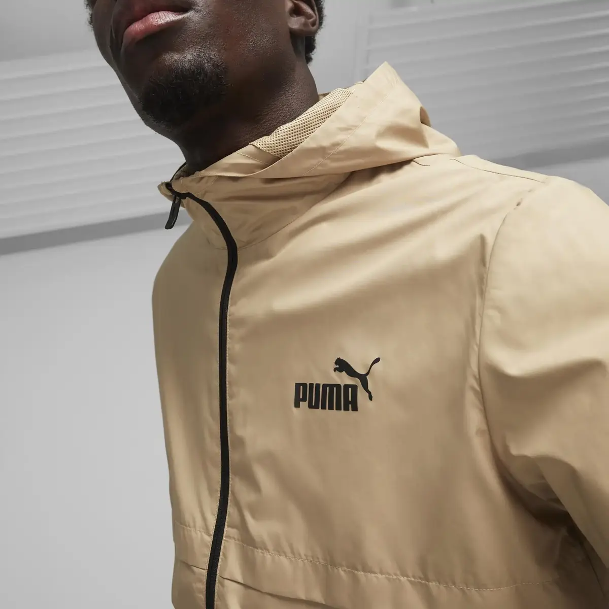 Puma ESS Solid Windbreaker Bej Erkek Ceket