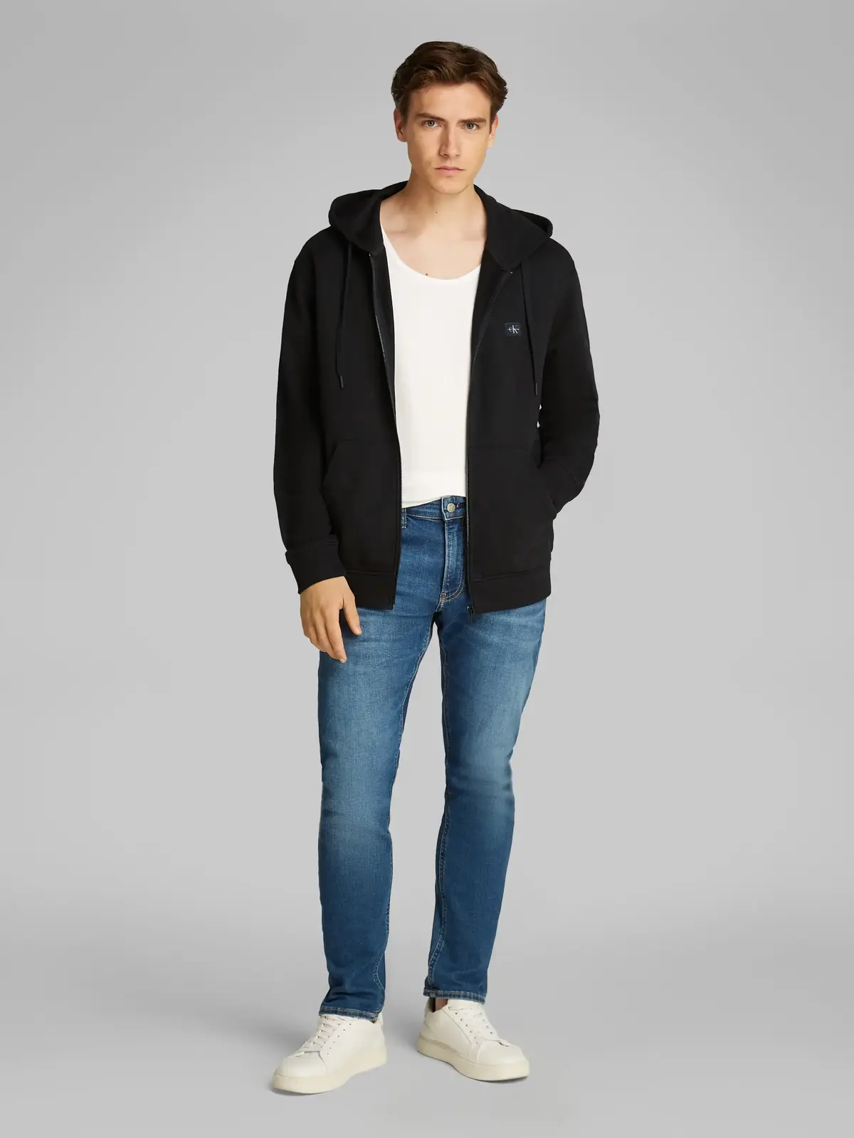 WOVEN LABEL ZIP THRO, BEH