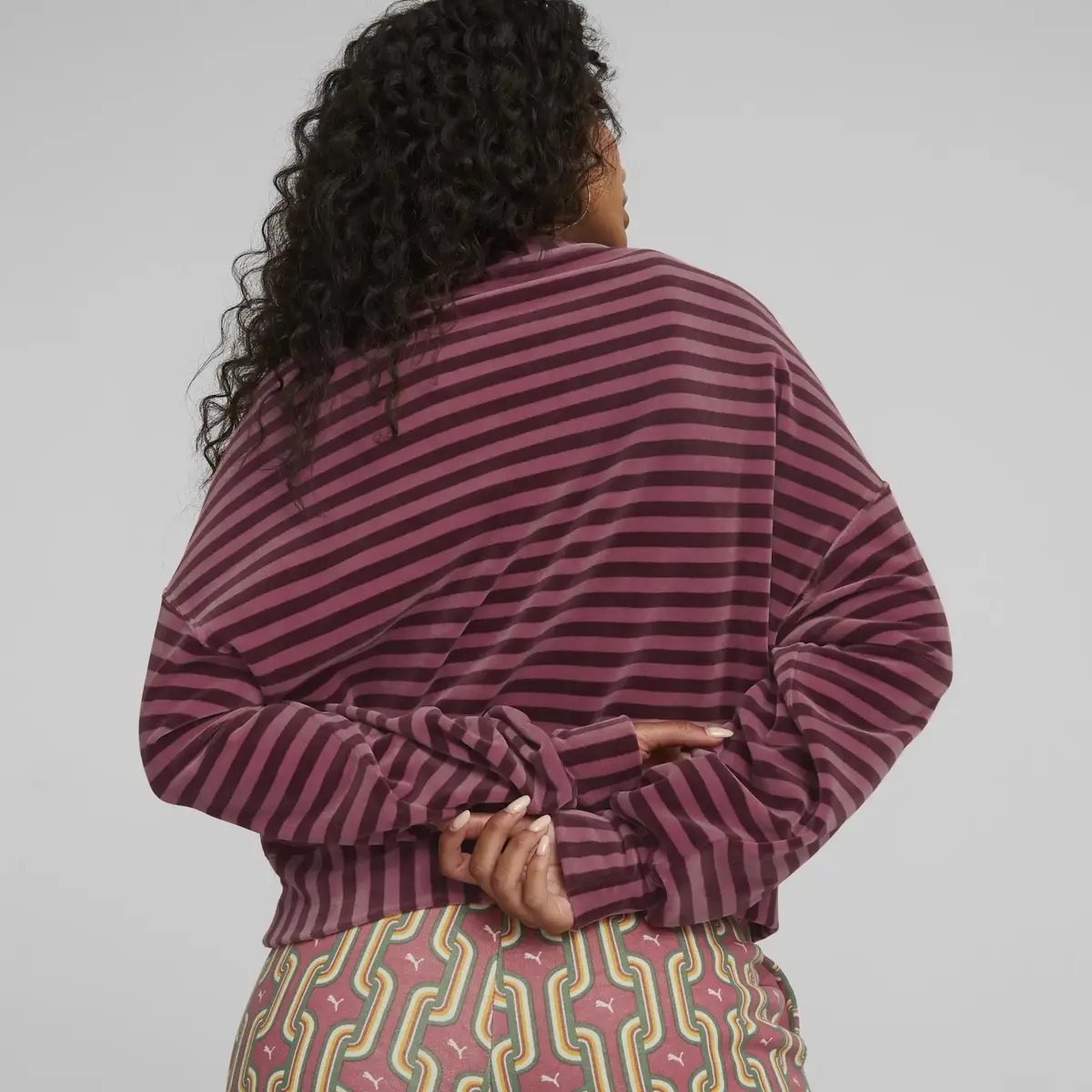 Puma Downtown Velour Crew Çok Renkli Kadın Sweatshirt