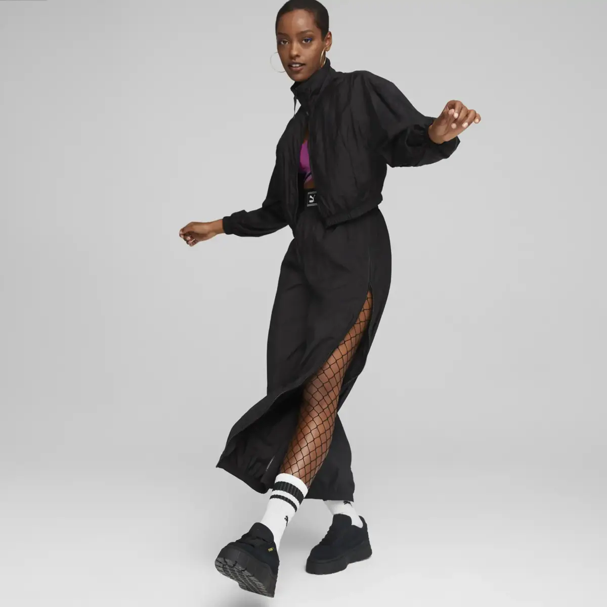 Puma Dare To Woven Cropped Track Jacket Siyah Kadın Fermuarlı Sweatshirt