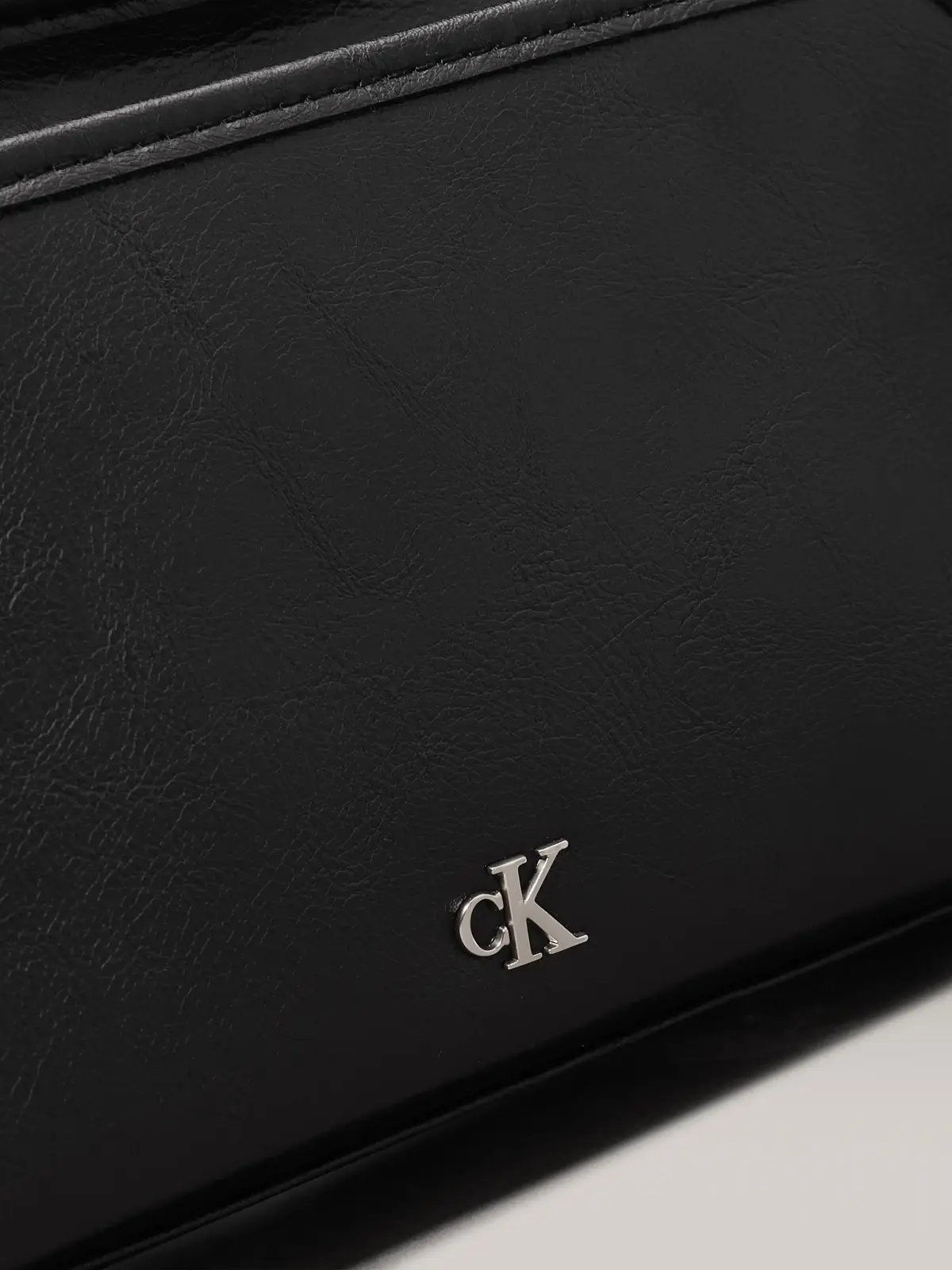 Calvin Klein Siyah Kadın Çanta