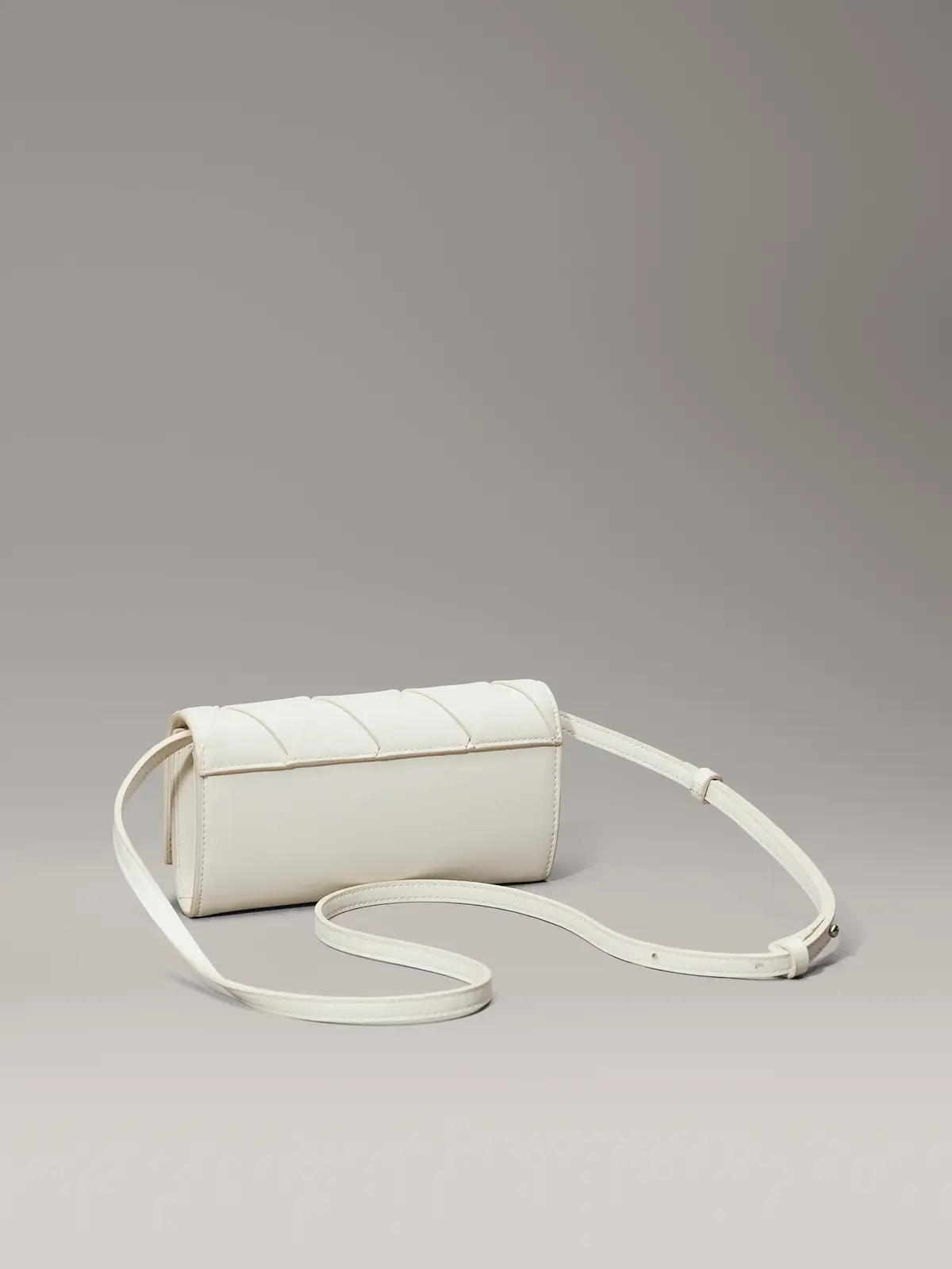 Calvin Klein CK WOVEN CONVERTIBLE, 67U Krem Kadın Çanta