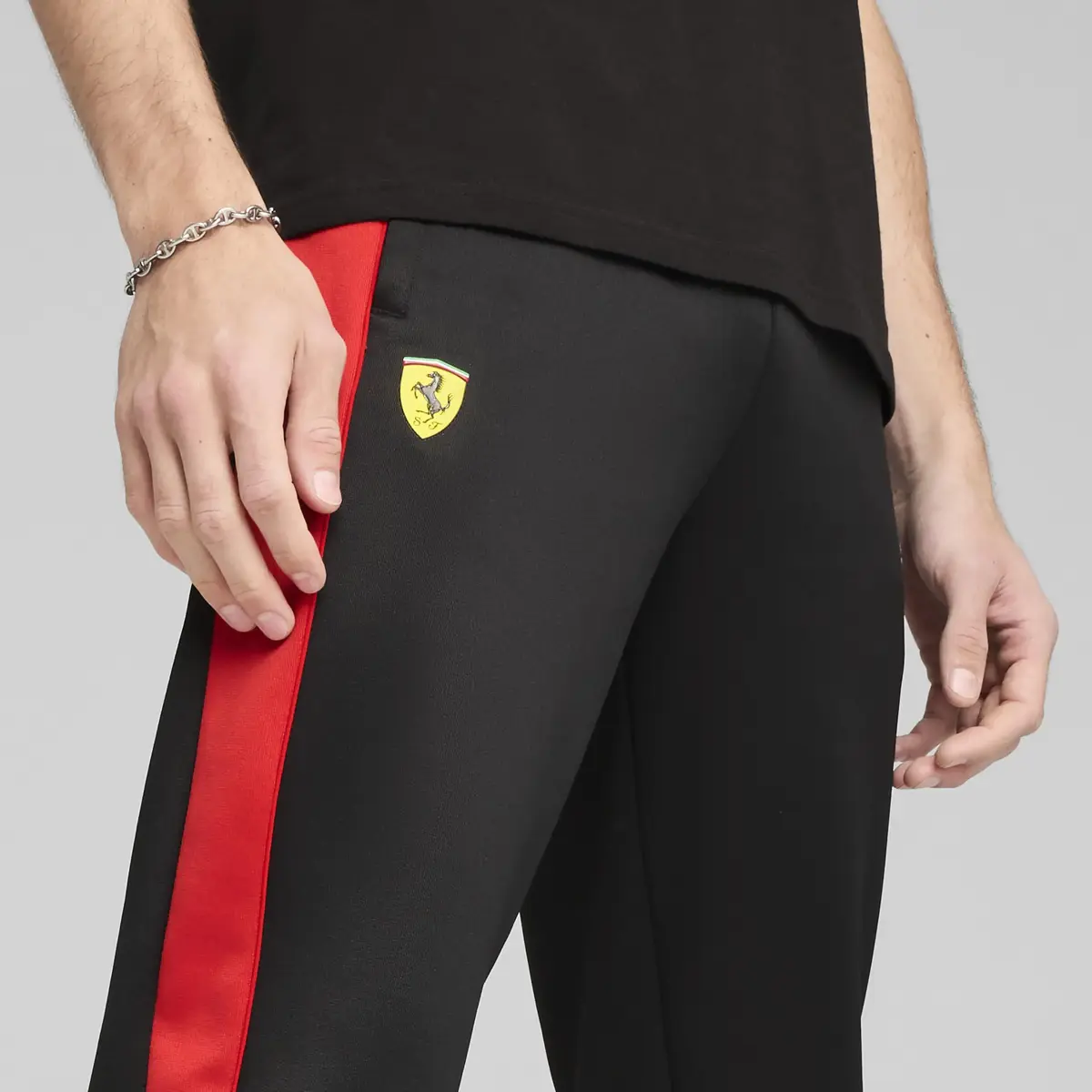 PUMA Ferrari Race MT7 Pants Siyah Erkek Eşofman Altı