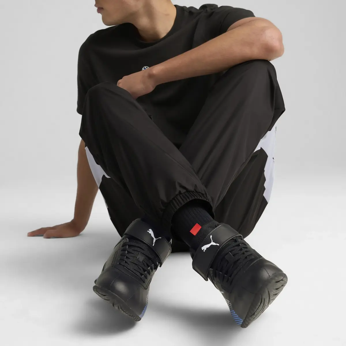 PUMA BMW MMS MT7+ WOVEN PANTS Siyah Erkek Eşofman Altı