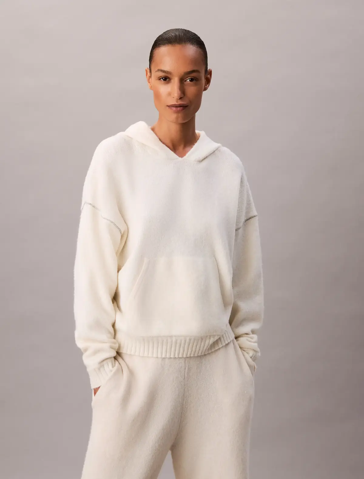 PLUSH HOODIE, 101