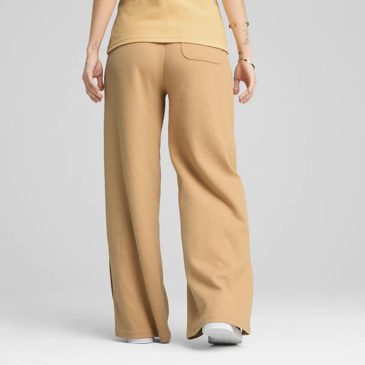 Puma HER High-Waist Straight Pant Bej Kadın Eşofman Altı