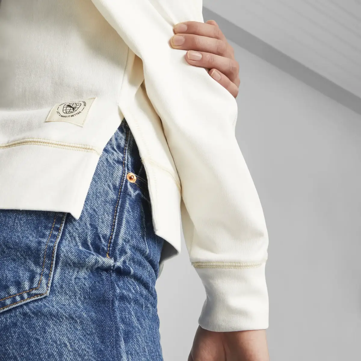 Puma CLASSICS Crew Krem Kadın Mont