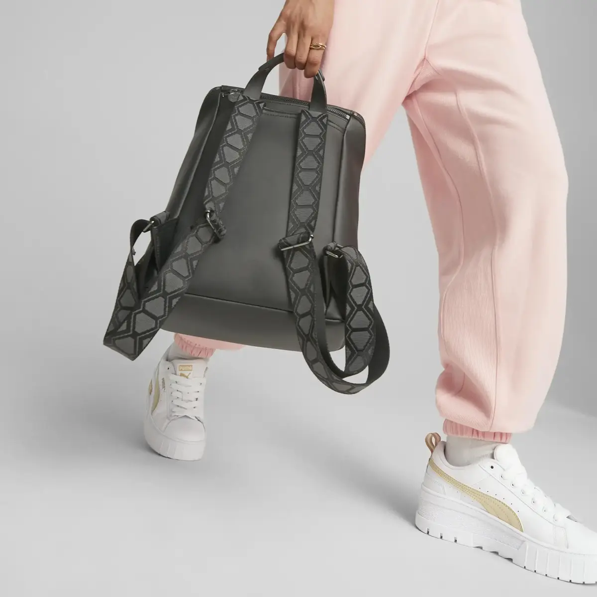 Puma Sense Suni Deri Siyah Kadın Sırt Çantası