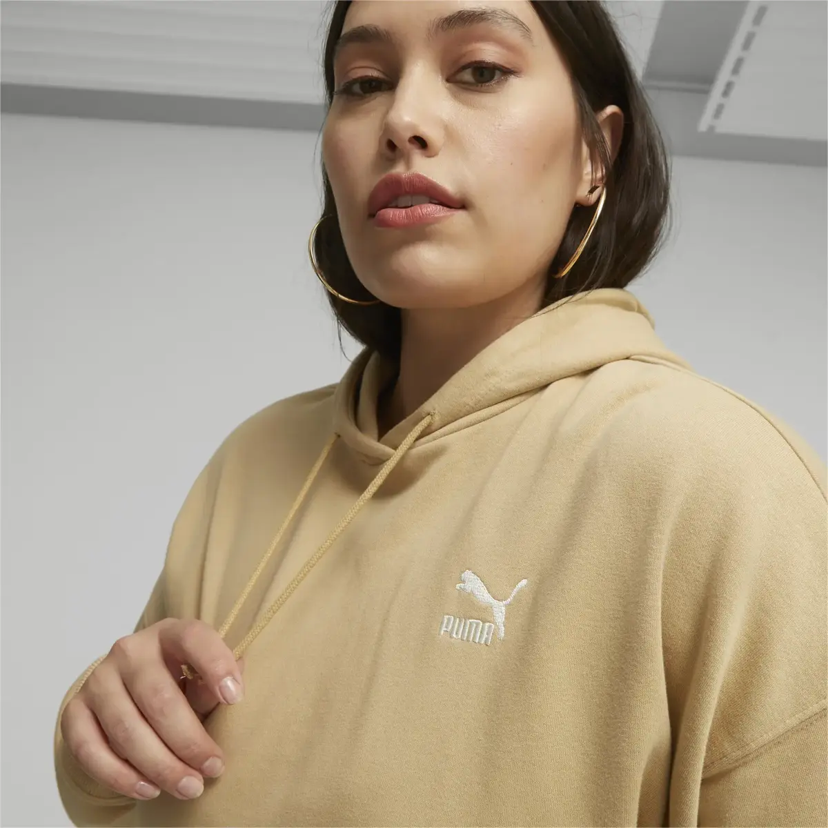 Puma CLASSICS Cropped Hoodie Bej Kadın Sweatshirt