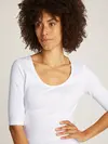 Calvin Klein LIQUID TOUCH SCOOP Beyaz Kadın Tişört
